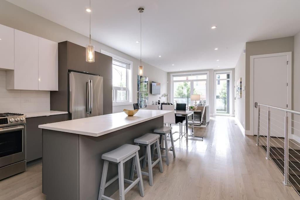 Stunning Duplex Condo #1 - Downtown River North ชิคาโก ภายนอก รูปภาพ