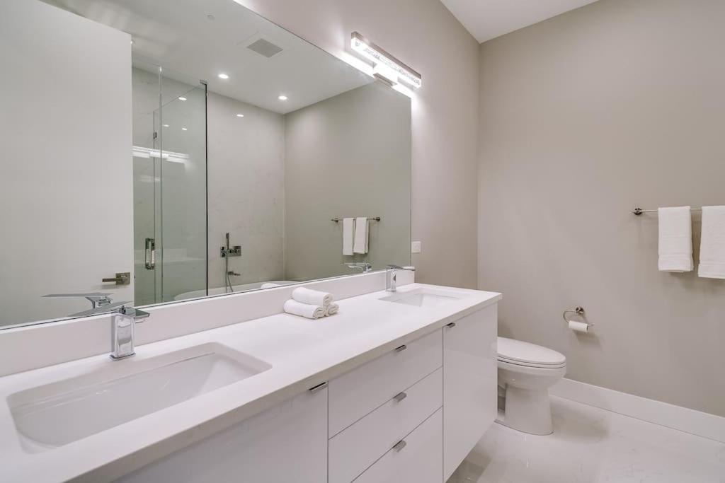 Stunning Duplex Condo #1 - Downtown River North ชิคาโก ภายนอก รูปภาพ
